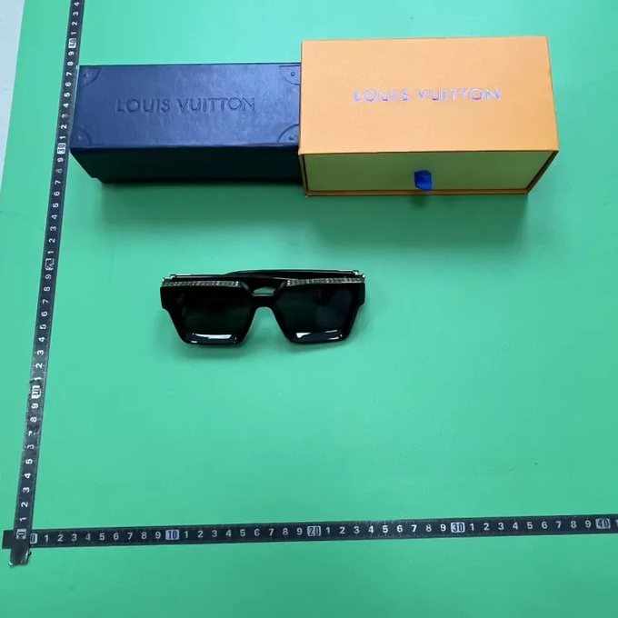 Example CSSBuy QC photo of a real item